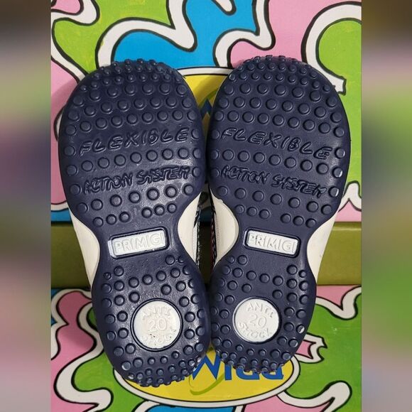 Primigi size 20uk/5us baby flexible action system red white blue shoe - Picture 8 of 9